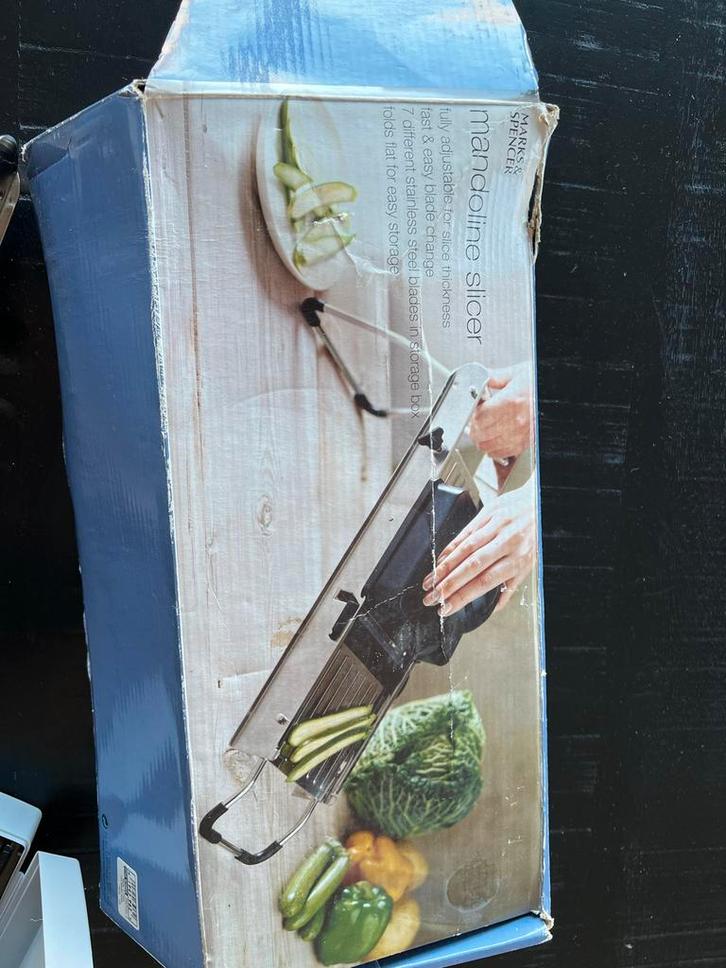 Mandoline Slicer - Amper Gebruikt, Compleet, Huis en Inrichting, Keuken | Keukenbenodigdheden, Zo goed als nieuw, Ophalen of Verzenden