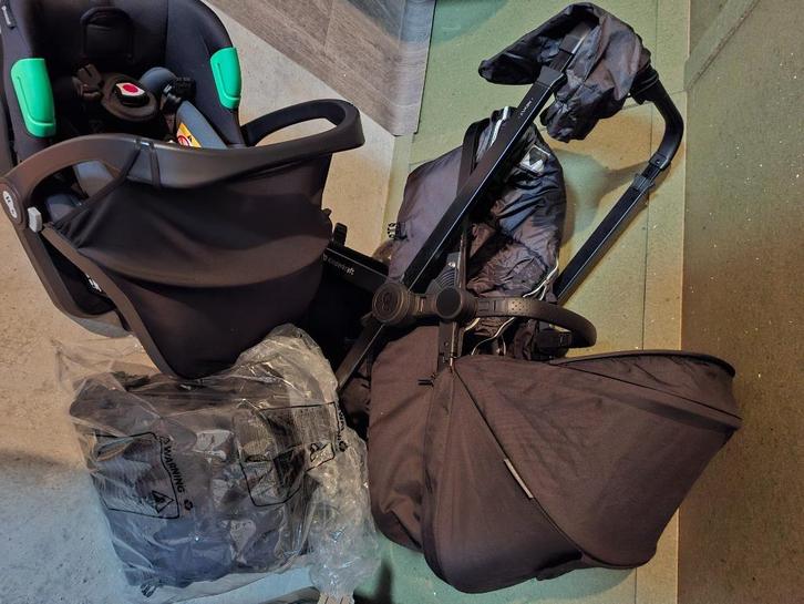 Kinderwagen 4 in 1, Kinderen en Baby's, Kinderwagens en Combinaties, Zo goed als nieuw, Combiwagen, Overige merken, Luchtbanden