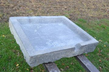 18de eeuwse gekapte arduinen uitloopsteen beschikbaar voor biedingen