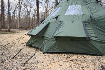 Grote 4-persoons TiPi Tent - Teepeetent - Piramide Tent beschikbaar voor biedingen