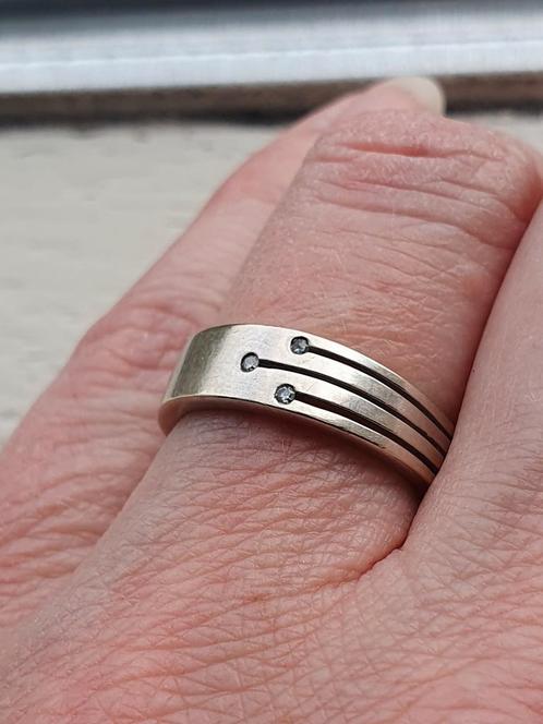 Ring met 3 briljanten witgoud wit goud, Sieraden, Tassen en Uiterlijk, Ringen, Zo goed als nieuw, Dame, Kleiner dan 17, Wit, Goud