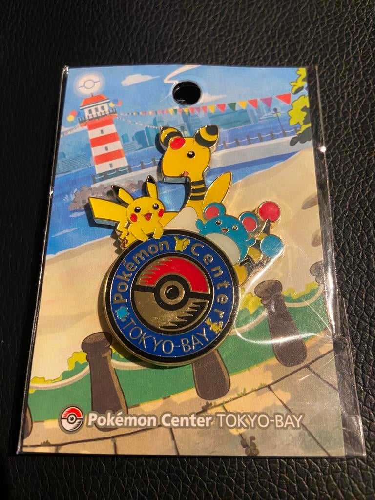 Pokemon Center Japan Exclusive Pin Tokyo Bay, Verzamelen, Ophalen of Verzenden, Nieuw