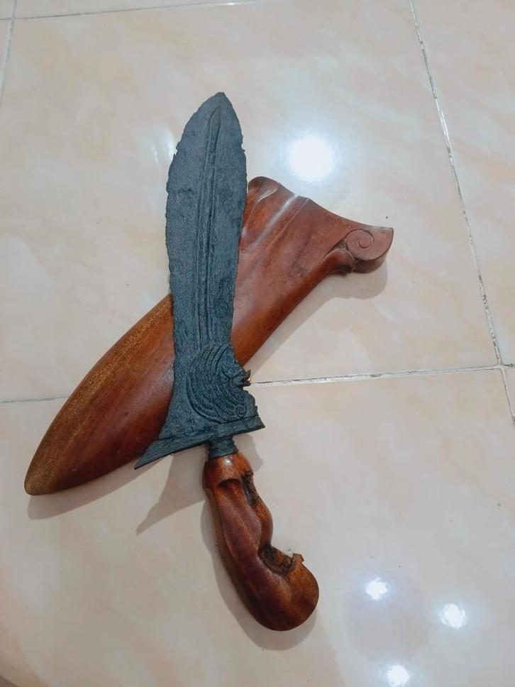 Antieke Keris Bethok Naga Bersayap Pamor Keleng Teak SVF88, Antiek en Kunst, Kunst | Niet-Westerse kunst, Verzenden