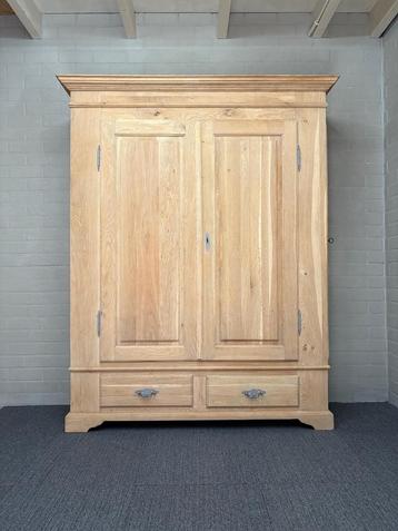 Grote eiken jagerskast onbehandeld  beschikbaar voor biedingen