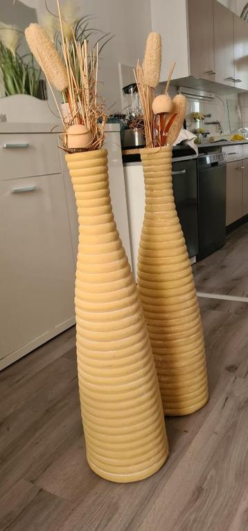 2x grote vloerenvazen Ikea 94 cm hoog beschikbaar voor biedingen