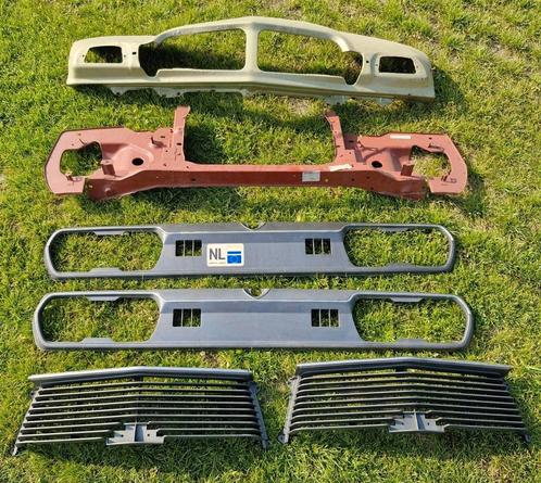 Diverse Mazda 616 carrosserie delen., Auto-onderdelen, Carrosserie en Plaatwerk, Bumper, Mazda, Voor, Achter, Links, Rechts, Nieuw