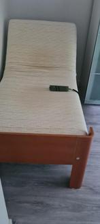 Auping seniorenbed elektrisch, Huis en Inrichting, Slaapkamer | Bedden, Ophalen, 90 cm, Eenpersoons, Bruin