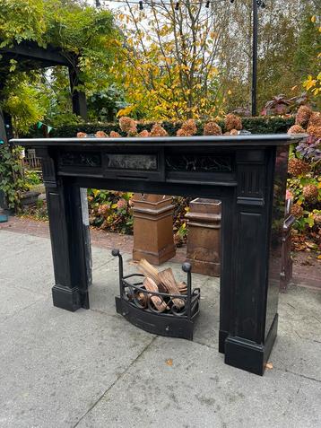 Schouw van zwart marmer voor Openhaard gashaard haard mantel beschikbaar voor biedingen