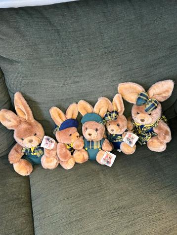 Zeldzame vintage knuffelkonijnen De Bunnies set van 5 1994 beschikbaar voor biedingen