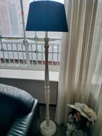 Witte vloerlamp met zwarte kap brocante, Ophalen