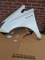 Toyota prius 2019 linker voorscherm spatbord parelmoer wit, Ophalen, Gebruikt, Voor, Spatbord