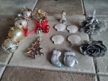 Te koop kerstballen / kerst versiering beschikbaar voor biedingen