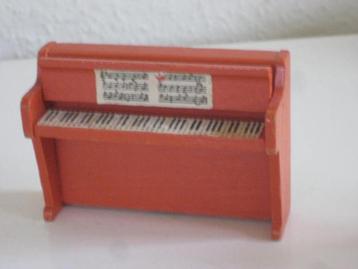 poppenhuis piano hout + TV op standaard Lundby beschikbaar voor biedingen