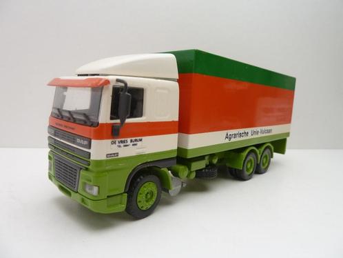 DAF XF  ''  de Vries Burum ''  Joal code 3, Hobby en Vrije tijd, Modelauto's | 1:50, Zo goed als nieuw, Bus of Vrachtwagen, Overige merken