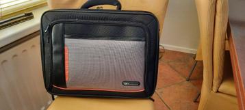 Ruime laptop tas, EBOX beschikbaar voor biedingen