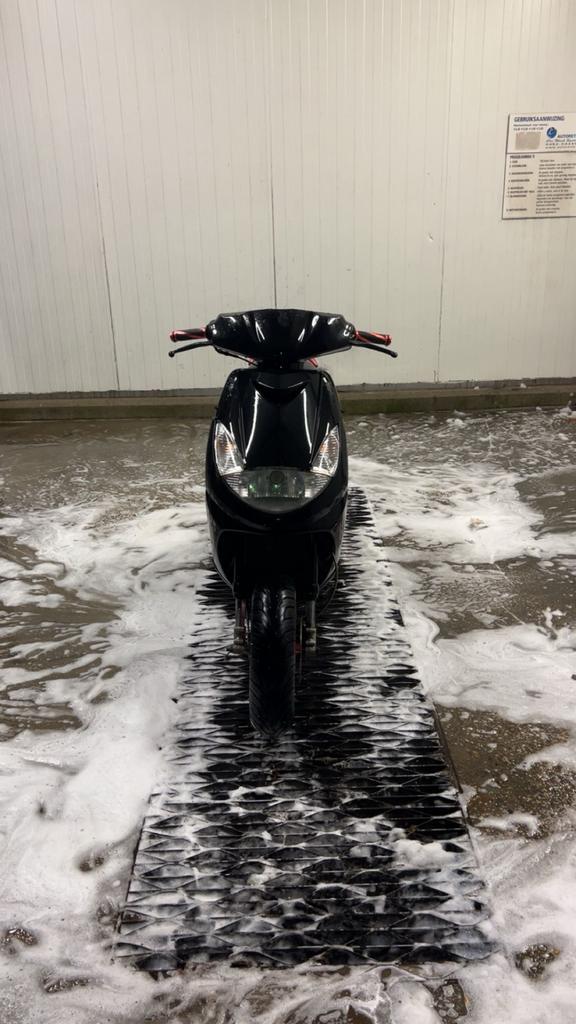 vivacity 50cc, Fietsen en Brommers, Scooters | Peugeot, Zo goed als nieuw, Vivacity, Tweetakt, Ophalen