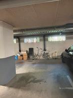 Garageplek in prive garage te huur in Watergraafsmee