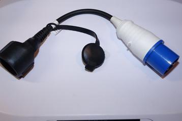 Voor boot of camping camper , Verloop stekker naar stopconta beschikbaar voor biedingen