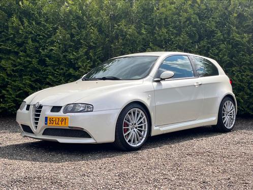 Alfa Romeo 147 3.2 V6 GTA | Origineel Nederlands, Auto's, Alfa Romeo, Bedrijf, ABS, Airbags, Airconditioning, Boordcomputer, Centrale vergrendeling