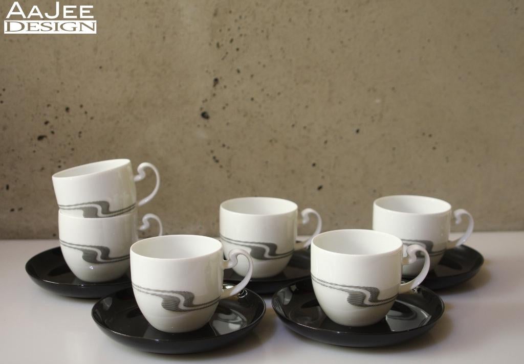 Rosenthal - Bjørn Wiinblad - Asymmetria - Kop Schotel -Zwart, Gebruikt, Ophalen of Verzenden, Overige stijlen, Kop(pen) en/of Schotel(s)