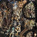 65 vintage kettingen, Gebruikt, ., Ophalen of Verzenden, .