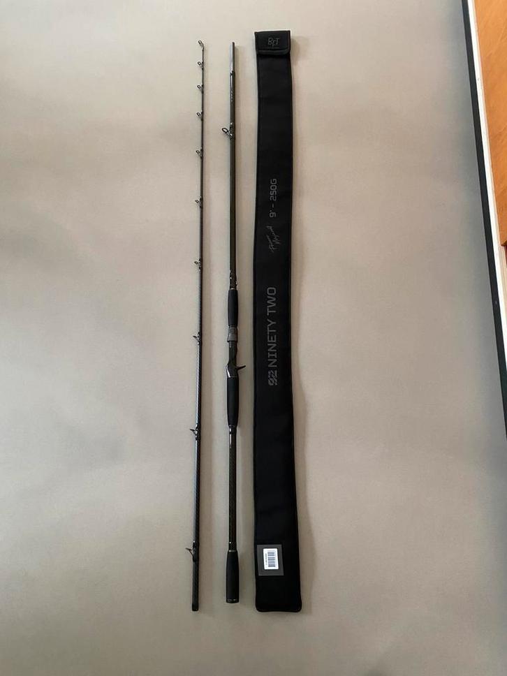 BFT Ninety Two - Double Impact - Pierre Monjarret editie, Watersport en Boten, Hengelsport | Roofvissen, Nieuw, Werphengel, Ophalen