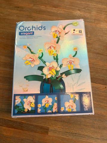 Lego orchidee.  10 euro beschikbaar voor biedingen