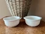2 witte ovenschalen, Huis en Inrichting, Keuken | Servies, Ophalen of Verzenden, Overige stijlen, Aardewerk, Schaal of Schalen