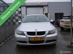 BMW 3-serie 316i Business Line, Zwart, 4 cilinders, 122 pk, Handgeschakeld