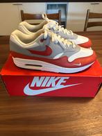 Nike Air Max 1 LV8 Martian sunrise 44, Ophalen of Verzenden, Zo goed als nieuw, Overige kleuren