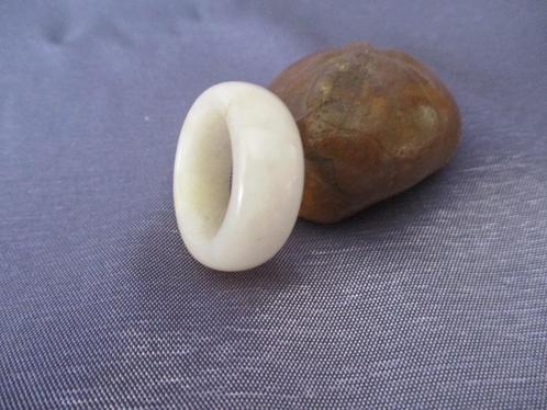 Bandring witte jade Ø 18,2 mm, Sieraden, Tassen en Uiterlijk, Ringen, Nieuw, Dame of Heer, 18 tot 19, Wit, Overige materialen