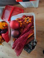 Diverse kerstballen en toebehoren rood wit goudgeel, Ophalen