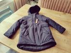 Nieuwe Ammehoela winter parka, maat 110/116, zwart, Kinderen en Baby's, Nieuw, Ophalen of Verzenden, Ammehoela, Jongen