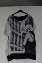 Zwartwit shirt met fotoprint, maat 48, Ophalen of Verzenden, Gedragen, Zwart, Shirt of Top