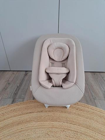 Kinderstoel Cybex bouncer almond beige TE KOOP!

 beschikbaar voor biedingen