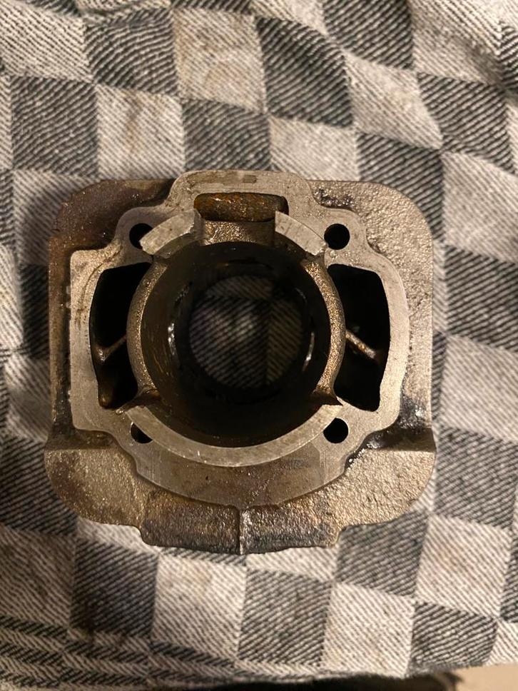 Piaggio 50cc Cylinder, Fietsen en Brommers, Brommeronderdelen | Algemeen, Gebruikt, Ophalen