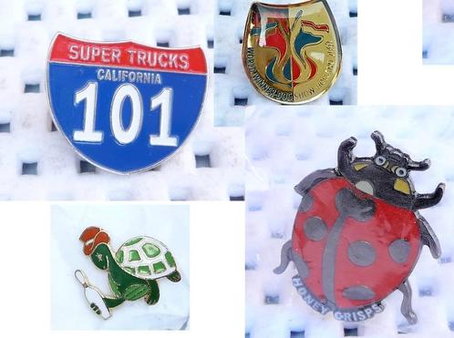 35 SPELDJES , STEDEN, MERKEN EN AUTO S, EN PINS 16 x vintage, Verzamelen, Speldjes, Pins en Buttons, Zo goed als nieuw, Speldje of Pin