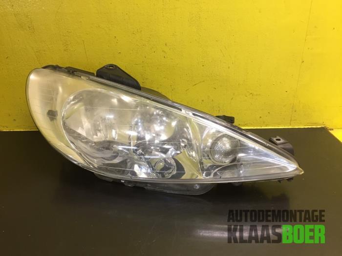 Koplamp rechts van een Peugeot 206, Auto-onderdelen, Verlichting, Peugeot, Gebruikt, 6 maanden garantie, 12 maanden garantie, Ophalen of Verzenden