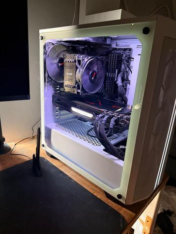 Gaming pc radeon 6900xt, ryzen 5 5600x, 32gb, b550 beschikbaar voor biedingen