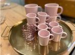 4 IKEA mokken koffie thee kopjes en 8 kleine kopjes roze, Huis en Inrichting, Keuken | Servies, Ophalen of Verzenden, Zo goed als nieuw