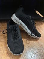 Zwarte OSAGA sneakers schoenen MAAT 42, Zwart, Ophalen of Verzenden, Sneakers of Gympen, Zo goed als nieuw