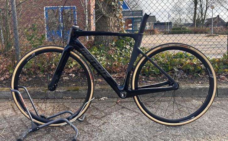 Mendiz F12 Frameset - Carbon, Fietsen en Brommers, Fietsonderdelen, Gebruikt, Racefiets, Frame, Ophalen