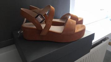 Nieuwe Ecco plateau sandalen beige suède mt 39 beschikbaar voor biedingen
