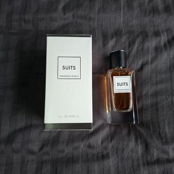 Suits - Fragrance World beschikbaar voor biedingen