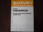 Suzuki TS125 C2 1977 motorcycle parts catalogue E17 E21 E25, Motoren, Ophalen of Verzenden, Suzuki