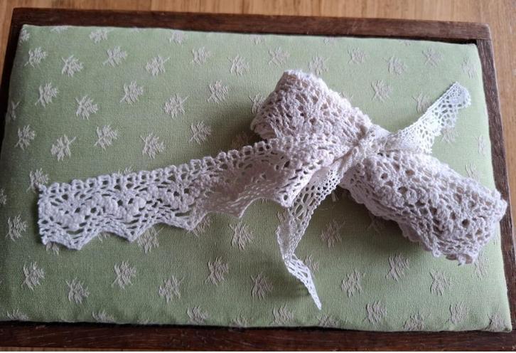 Pakketje ecru kant, 280 cm x 3,2 cm, Hobby en Vrije tijd, Naaien en Fournituren, Zo goed als nieuw, Kant, Ophalen of Verzenden