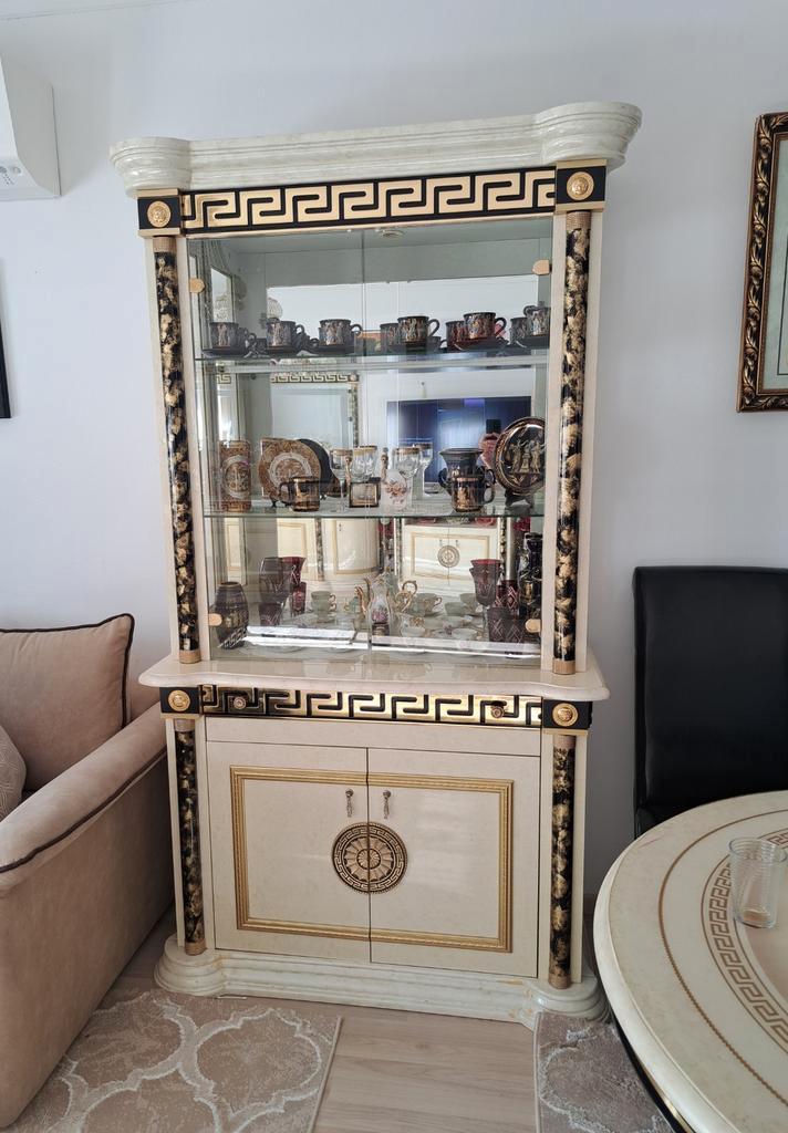 Hoogglans Italiaanse vitrinekast/ Versace, Huis en Inrichting, Kasten | Vitrinekasten, Zo goed als nieuw, 150 tot 200 cm, 50 tot 100 cm