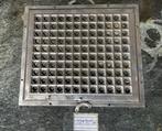 Oud aluminium ventilatie rooster, muurrooster afzuiging