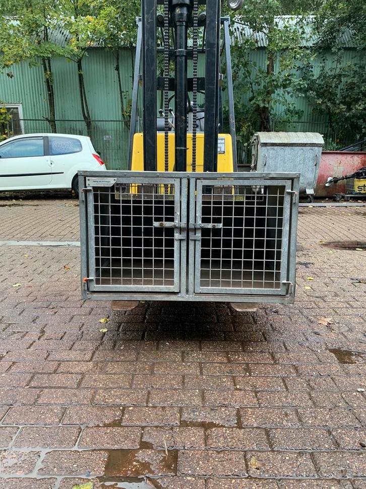 Autokennel, Dieren en Toebehoren, Hondenbenches, Zo goed als nieuw, Ophalen