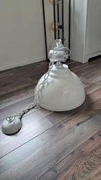 Zgan zeer mooie wit metalen hanglamp, Huis en Inrichting, Lampen | Hanglampen, Ophalen, Zo goed als nieuw, Minder dan 50 cm